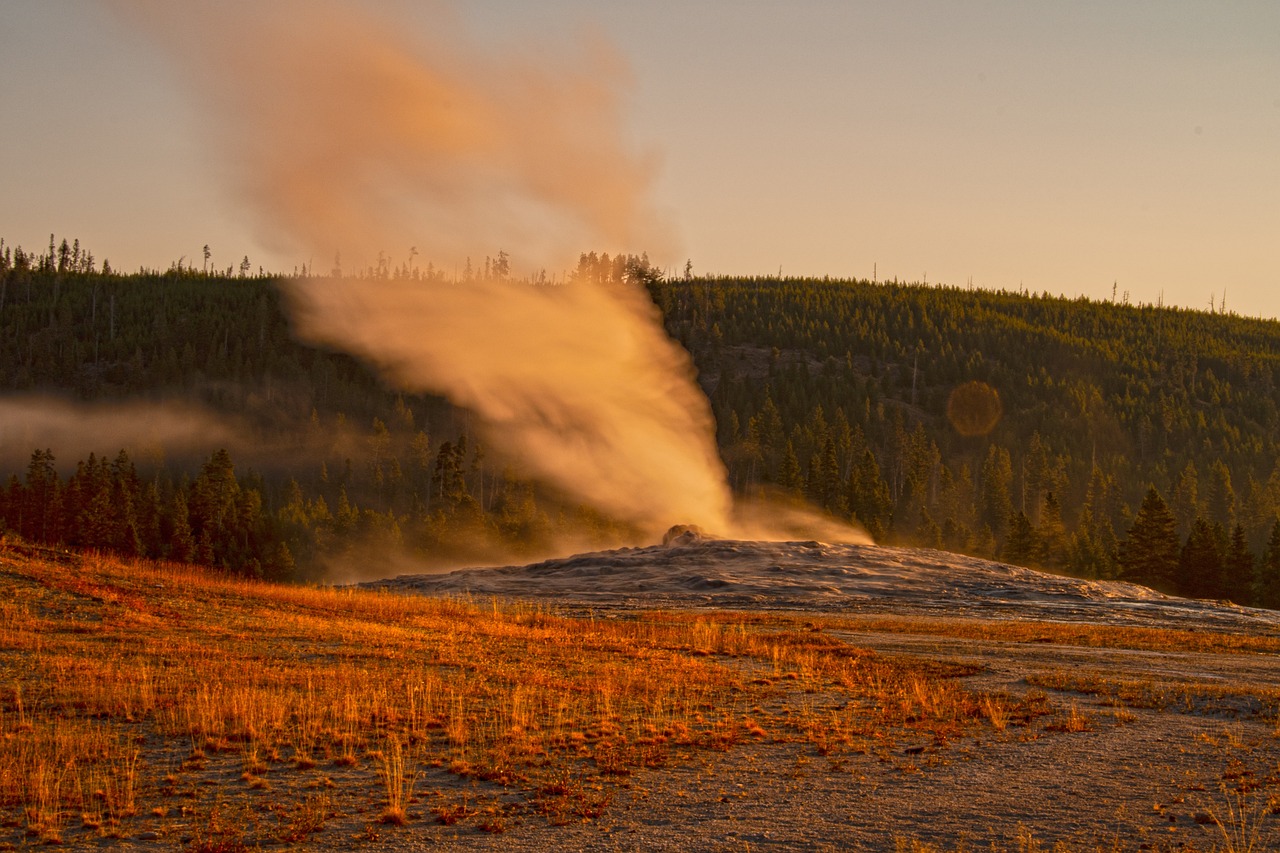 Exploring the Unique Geothermal Features of Yellowstone